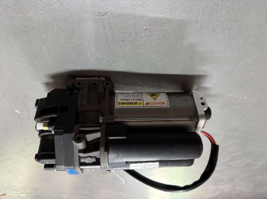 Audi Airmatic Suspensão Pump 80A616005 40A616005E para Audi Q5/Sportback 2017 - 2025