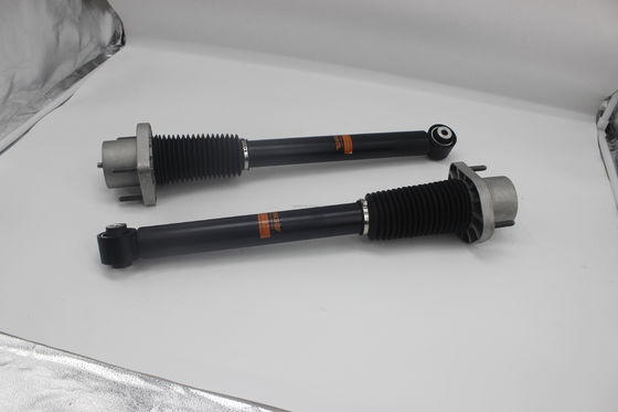 O sistema de suspensão pneumática traseira LR045269 LR045270 LR047132 LR047323 LR105979 LR047324 LR047323 LR034265 para Range Rover