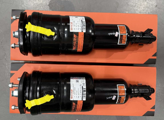 Amortecedor de suspensão a ar 48020-50260 48020-20242 para Lexus LS600 veículos 4WD